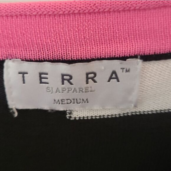 Terra SJ Apparel Colorblock Knit Blouse - Picture 4 of 7